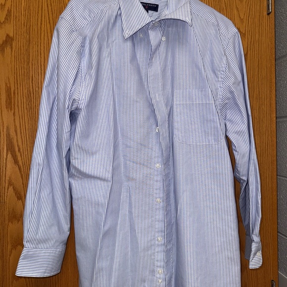 Saddlebred Men's Light Blue Striped Dress Shirt - Picture 1 of 2